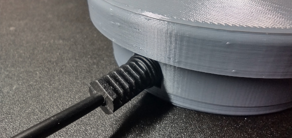 Mono audio cable plugged in